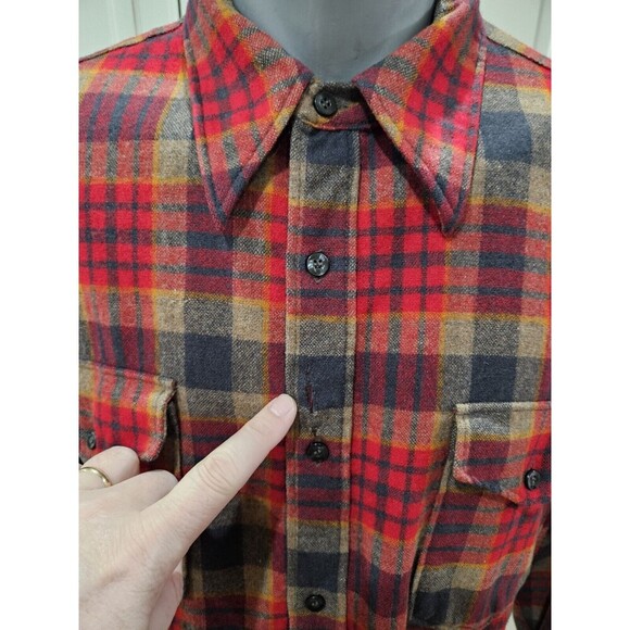 Vintage Pendleton Large 16 1/2 Plaid Virgin Wool Flannel Button‎ Up Shirt FLAWED - Picture 3 of 13